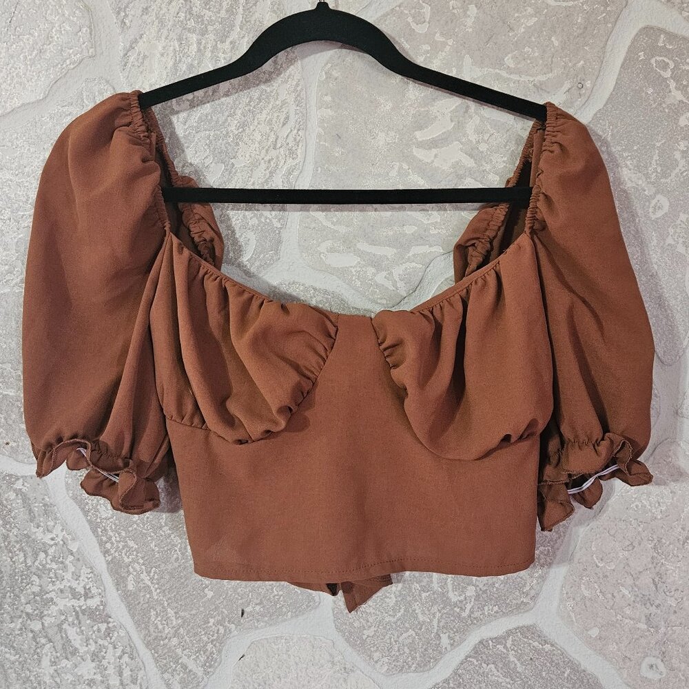 Brown crop top size M